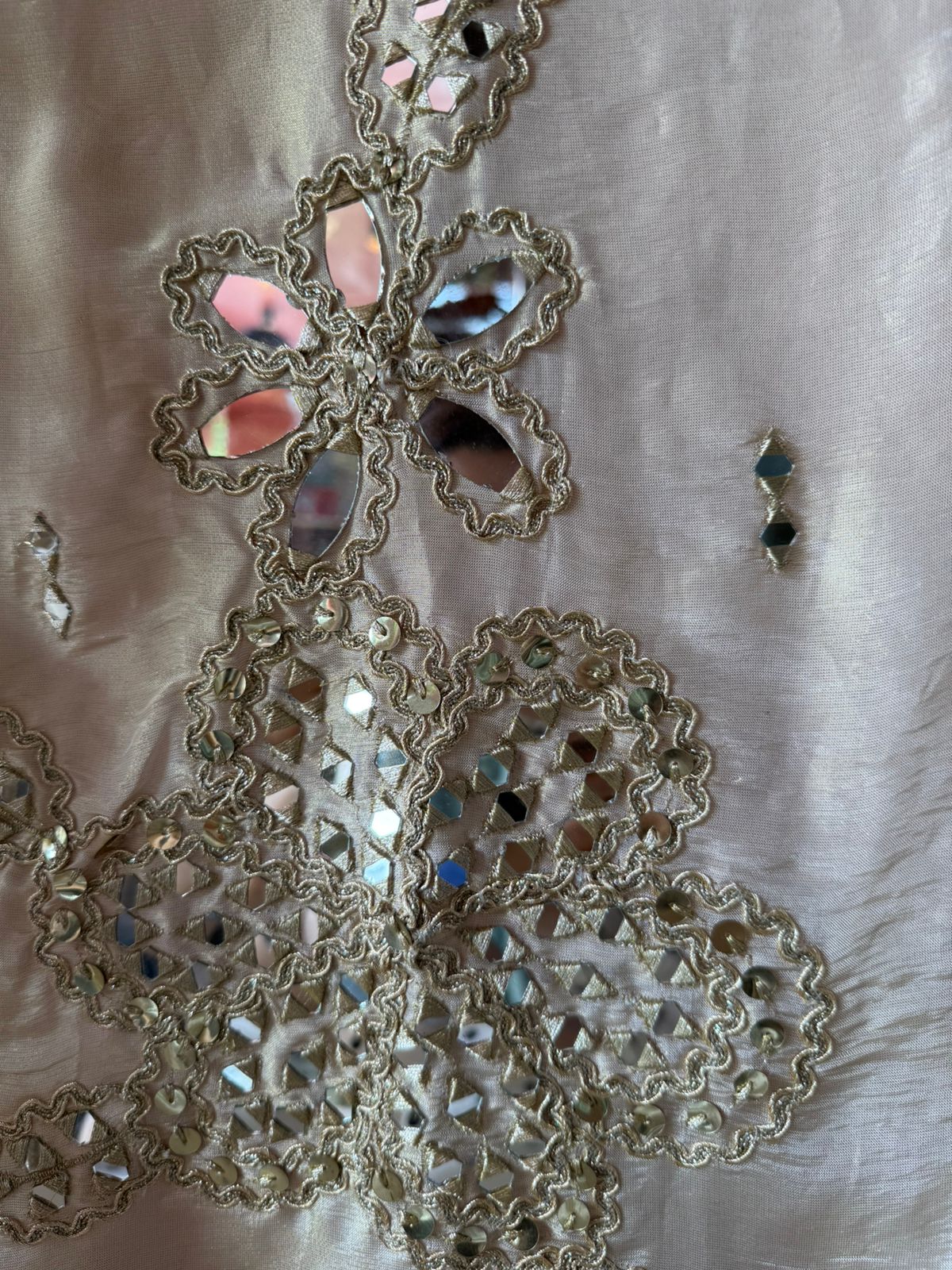 Shimmer Soft tissue shirt