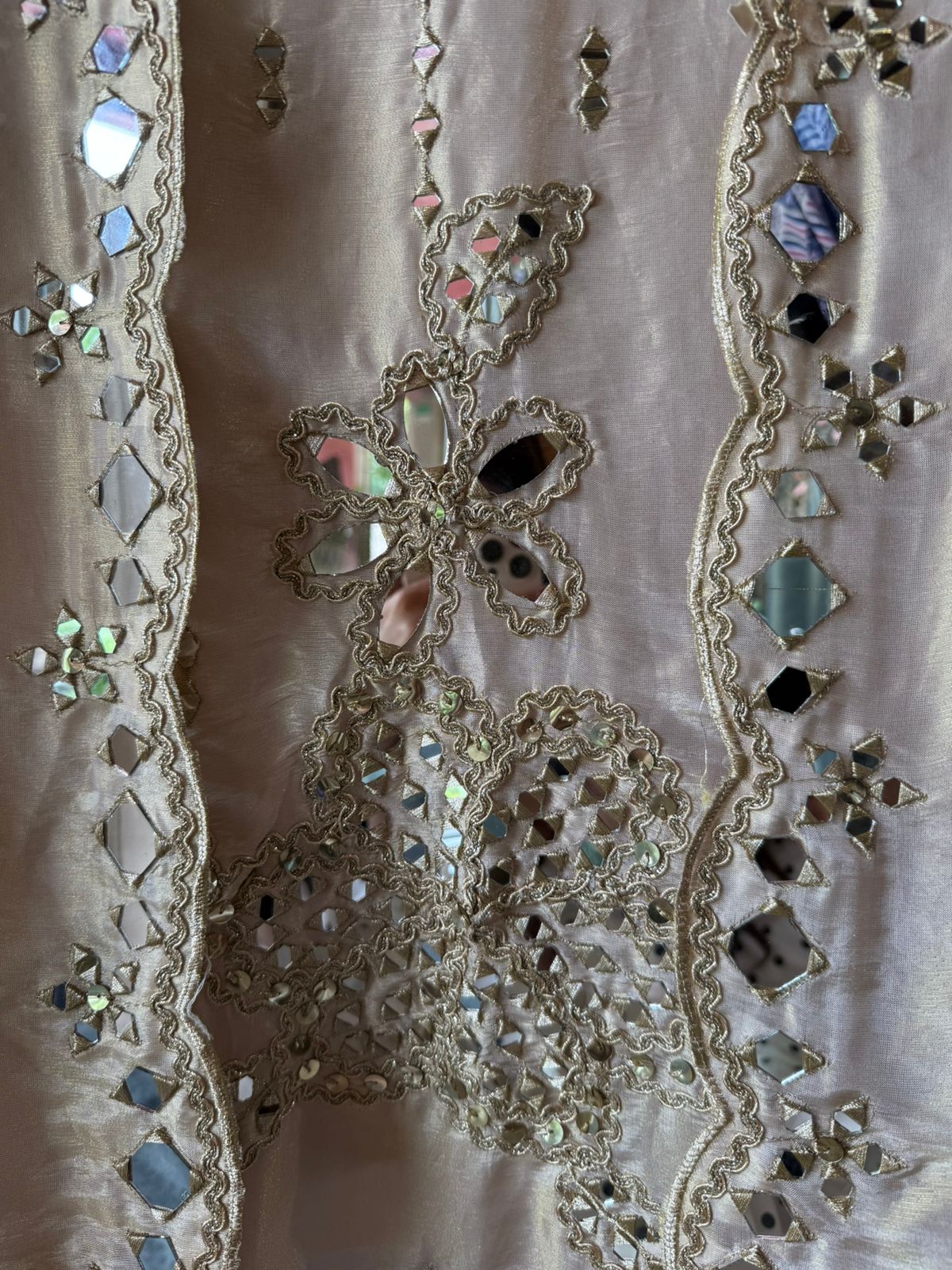 Shimmer Soft tissue shirt