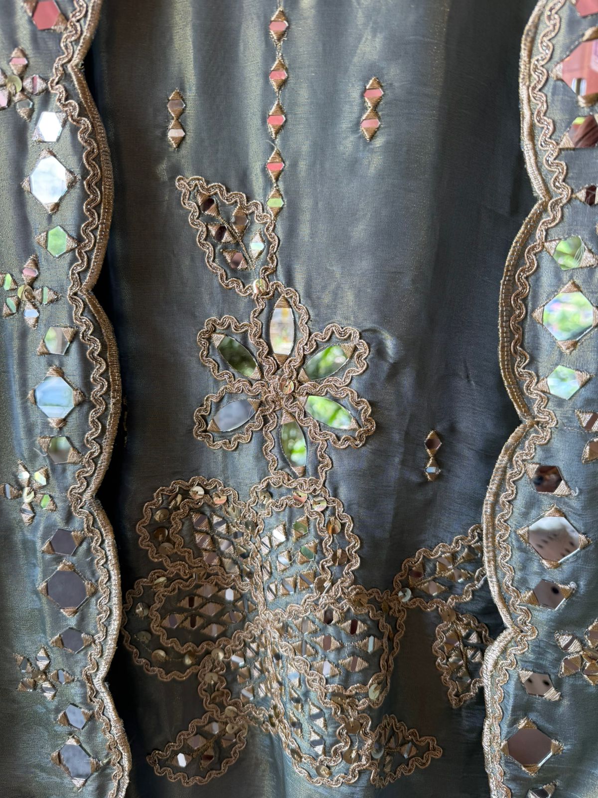 Shimmer Soft tissue shirt