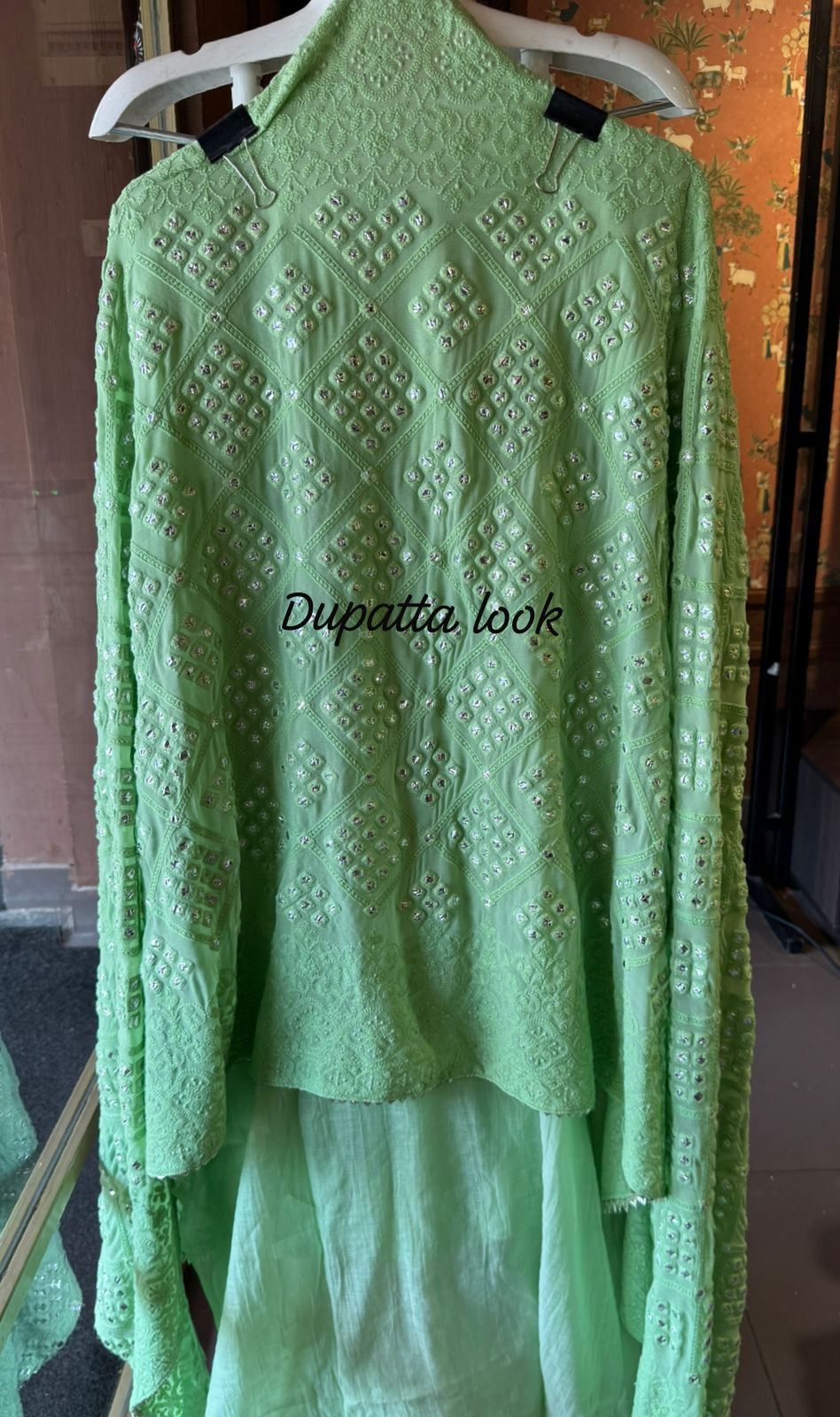 BEAUTIFUL ETHNIC SUIT SET