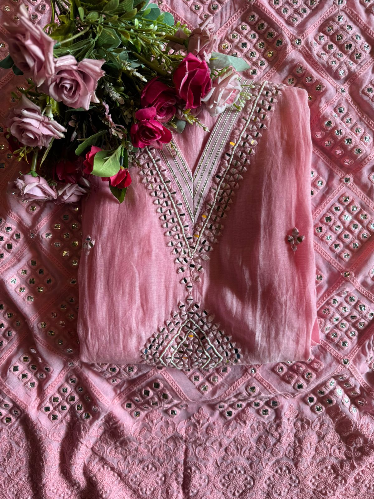 BEAUTIFUL ETHNIC SUIT SET