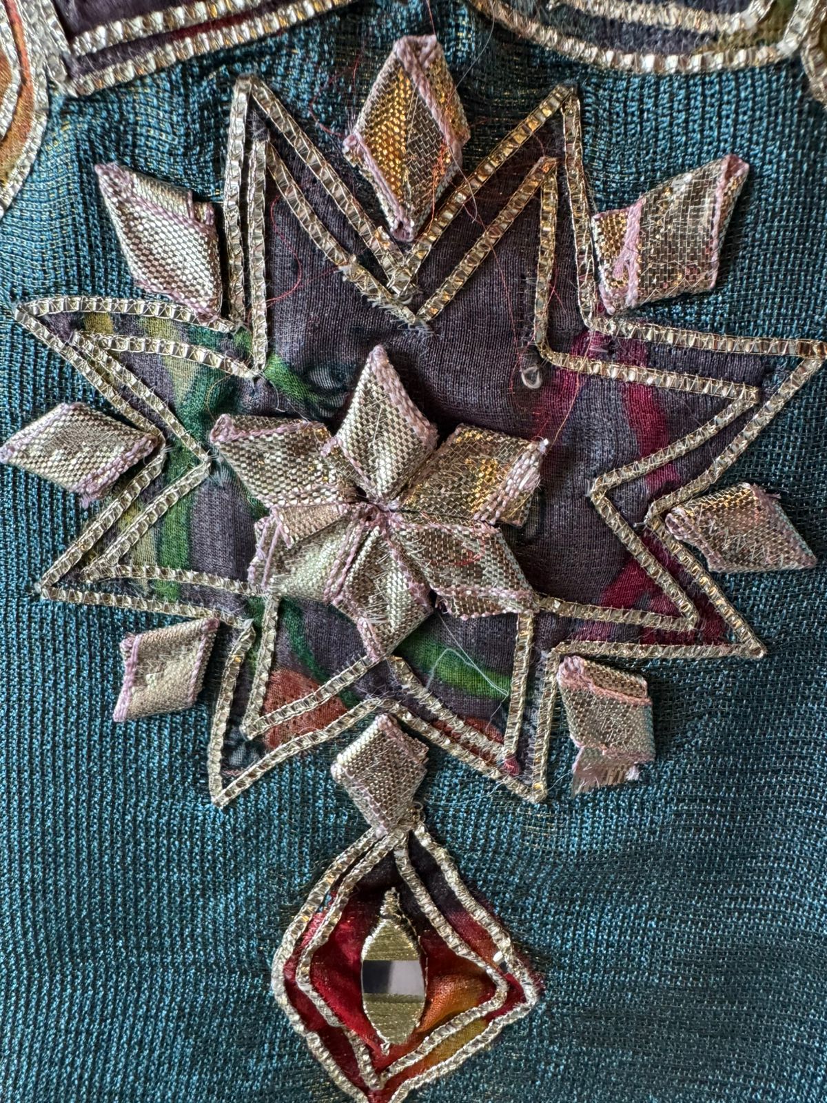 Traditional ethnic suit