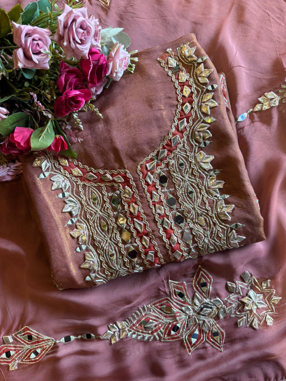 Traditional ethnic suit