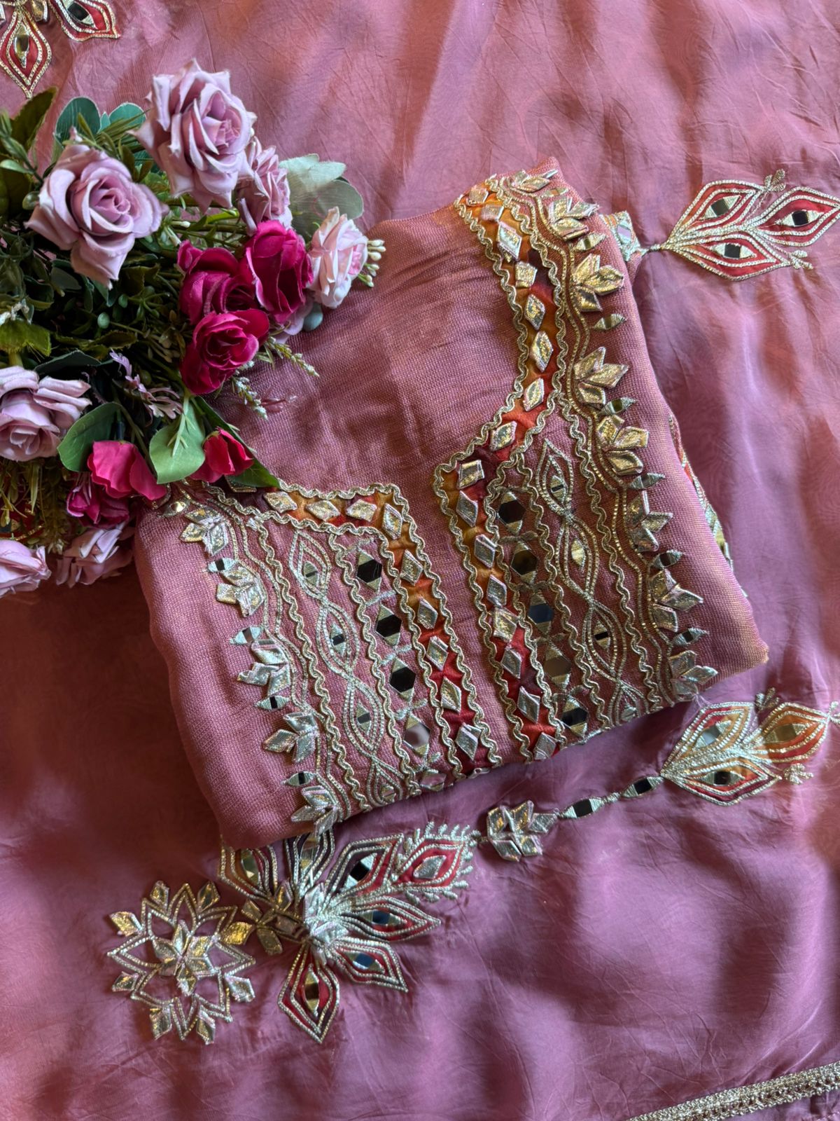 Traditional ethnic suit