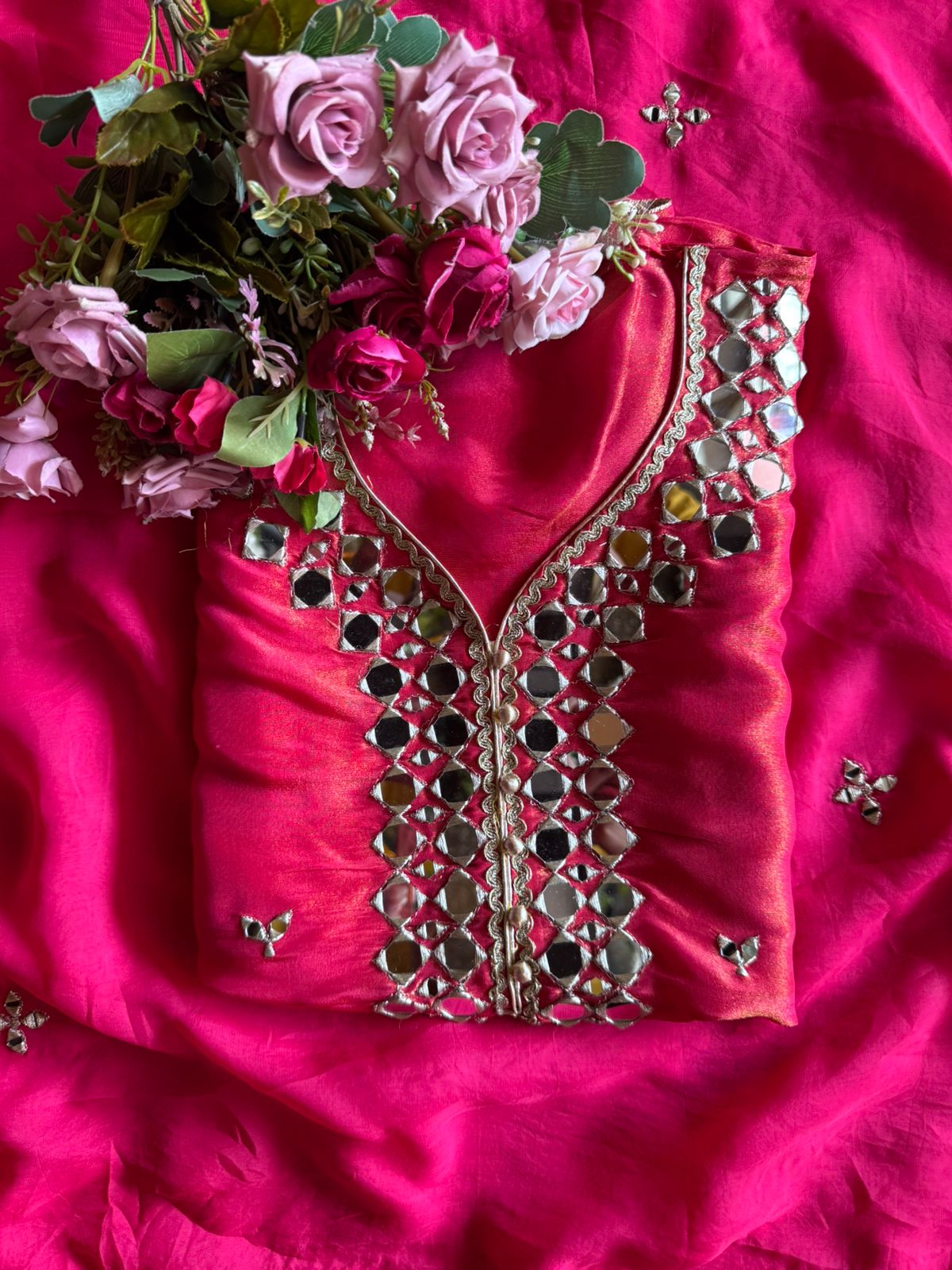 Shimmer tissue unstitched Suits