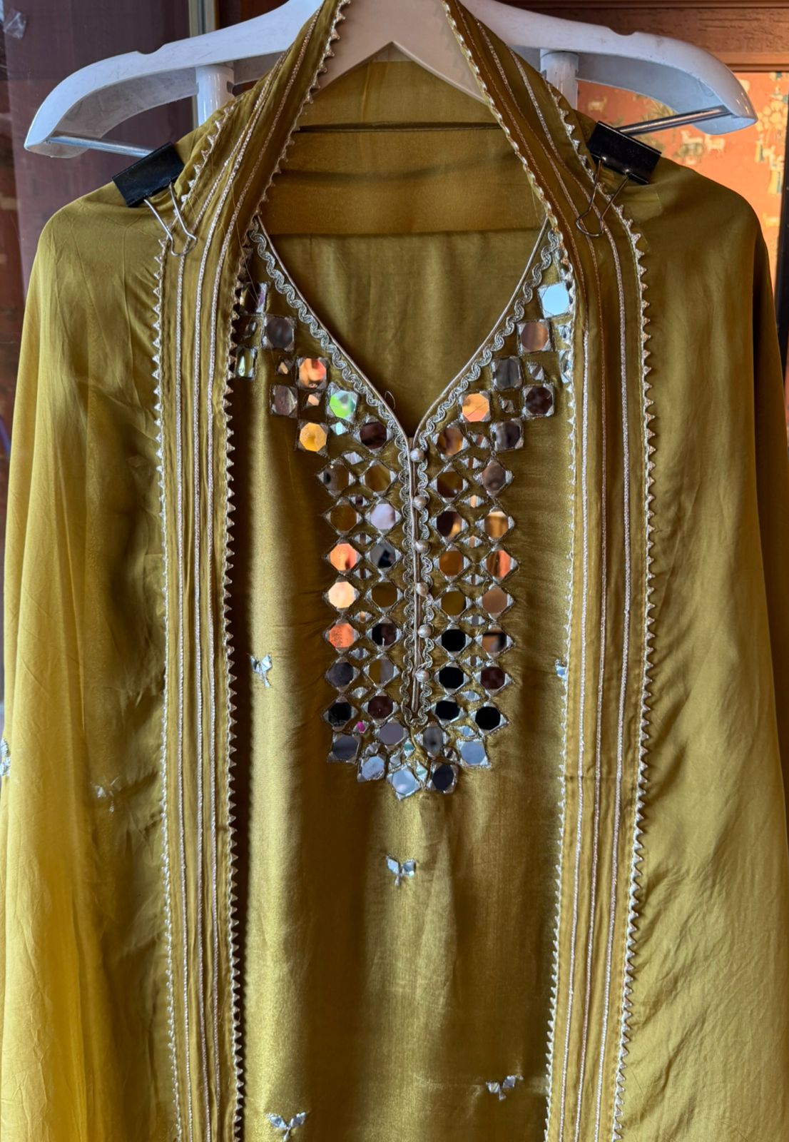 Shimmer tissue unstitched Suits