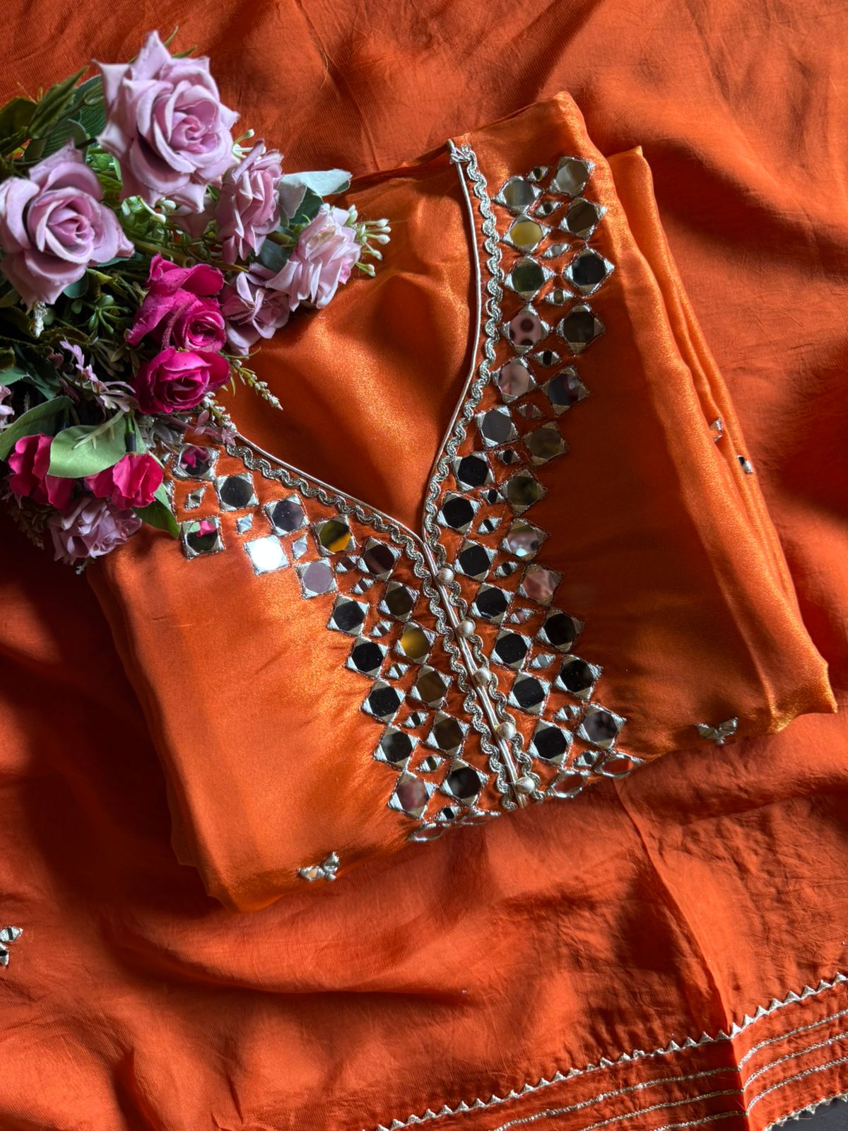 Shimmer tissue unstitched Suits