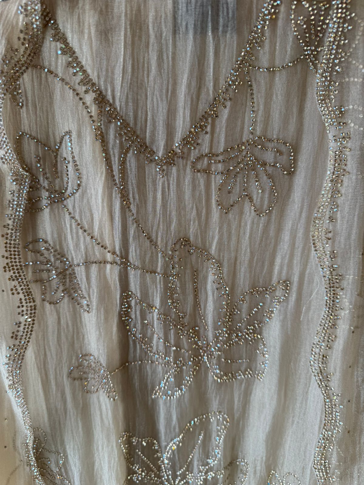 Beautiful unstitched tissue suit