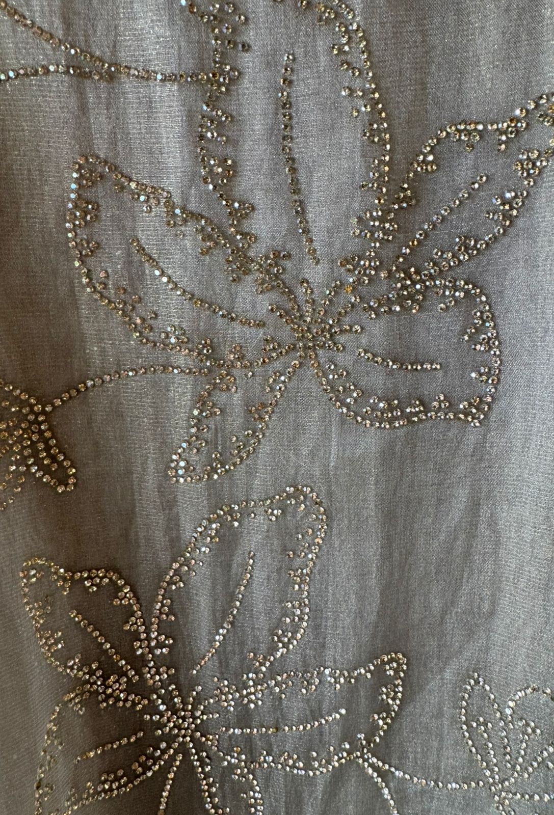 Beautiful unstitched tissue suit