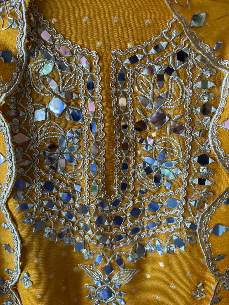 Shimmer Soft tissue booti shirt