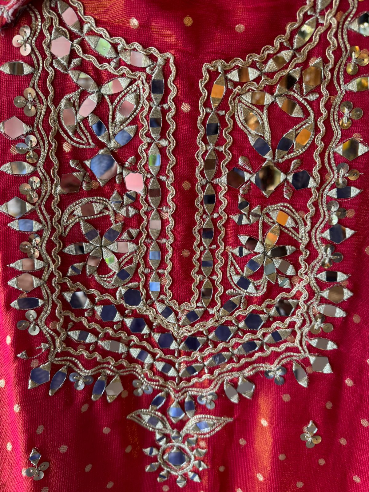 Shimmer Soft tissue booti shirt