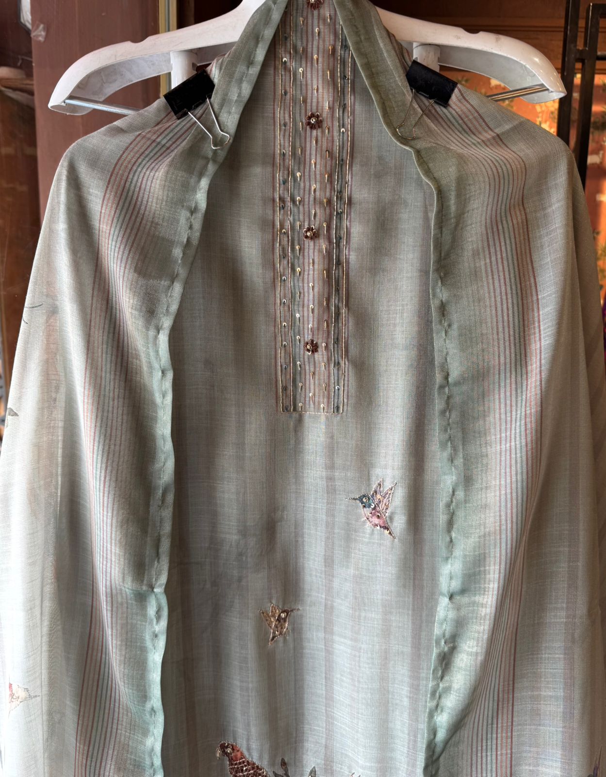 Ethnic kurta set with rich bird and floral embroidery