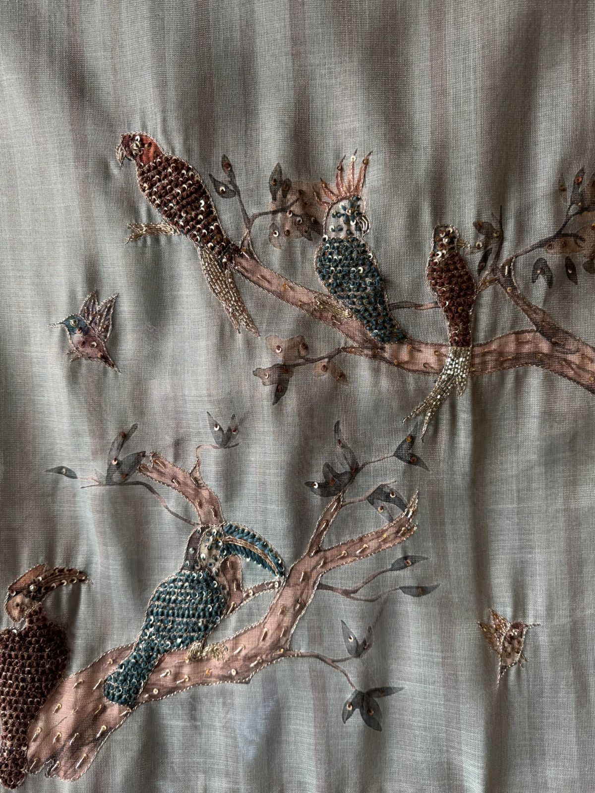 Ethnic kurta set with rich bird and floral embroidery