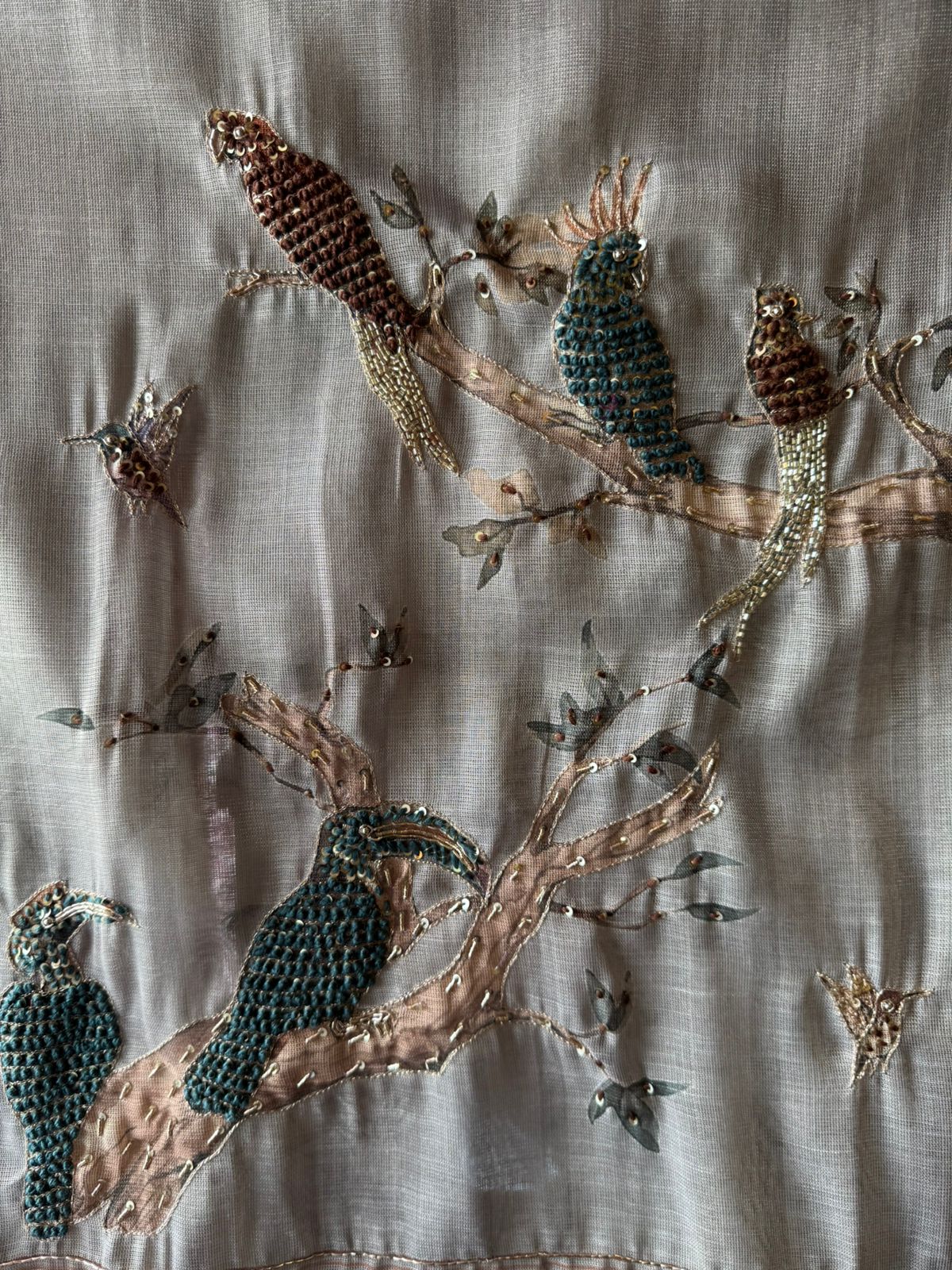 Ethnic kurta set with rich bird and floral embroidery