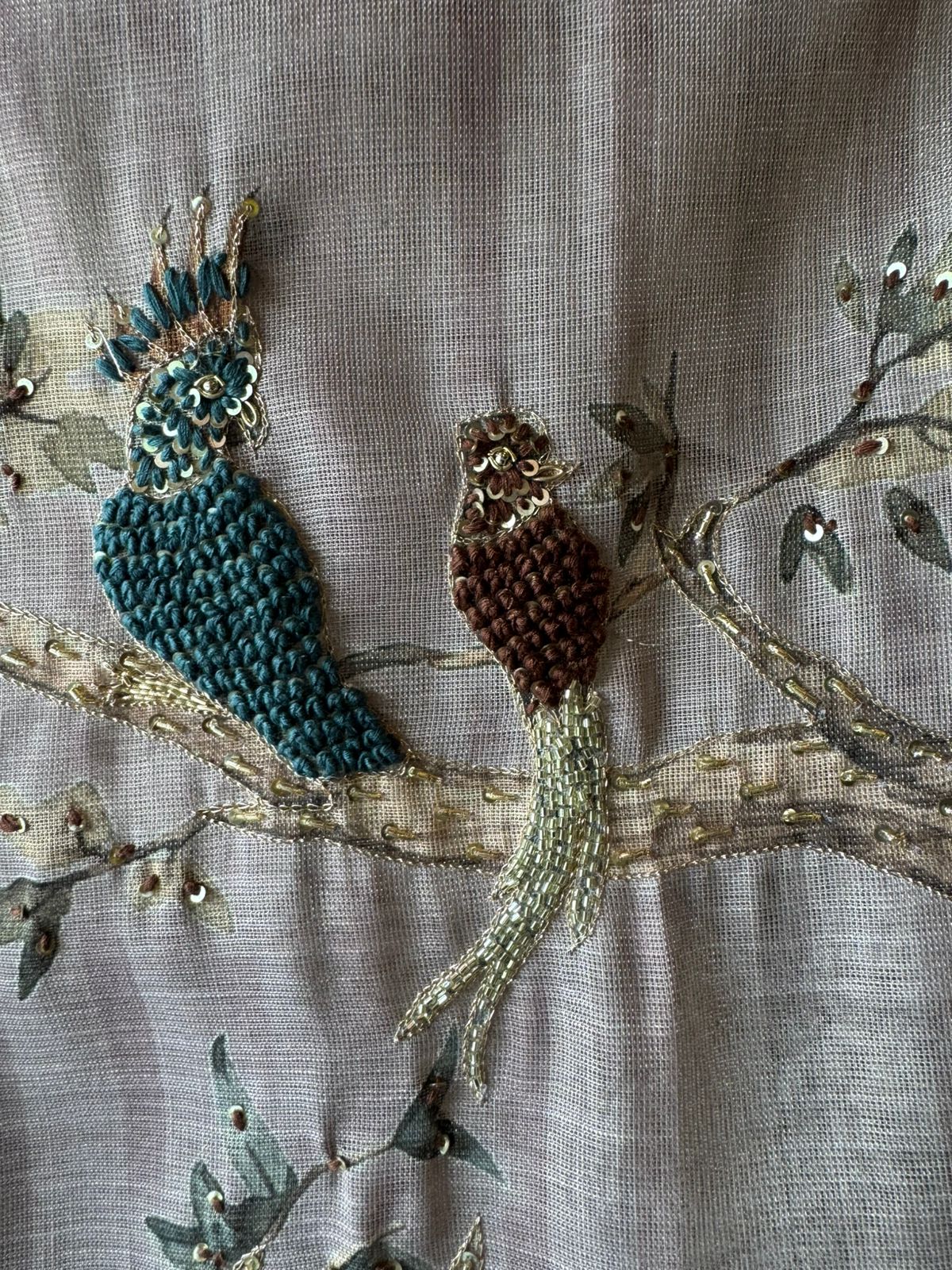 Ethnic kurta set with rich bird and floral embroidery