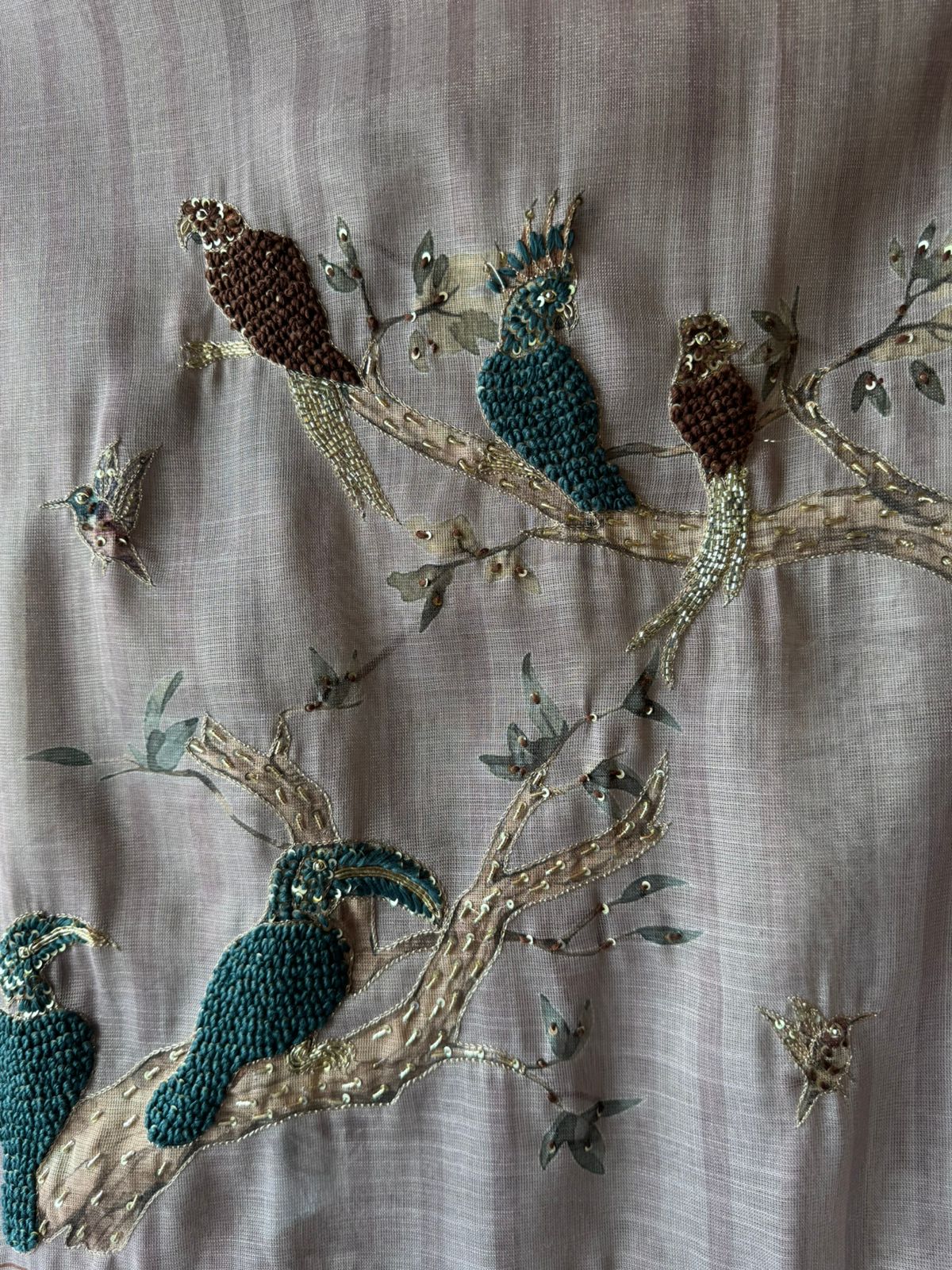 Ethnic kurta set with rich bird and floral embroidery