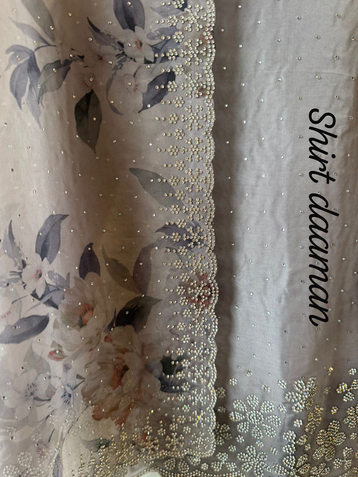 BEAUTIFUL UNSTITCHED SUIT DESIGN ON ORGANZA TISSUE