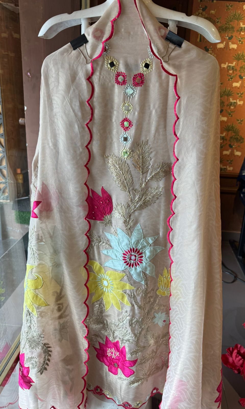 Beautiful ethnic Unstitched Suit