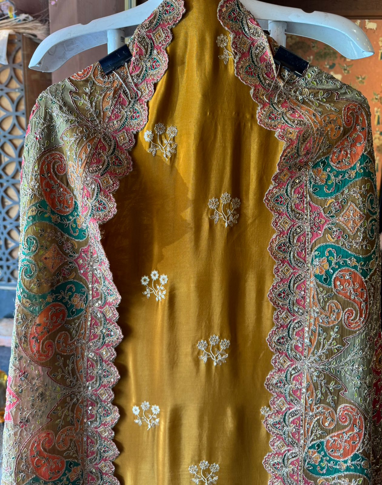 FESTIVE SEASON SABYASACHI INSPIRED