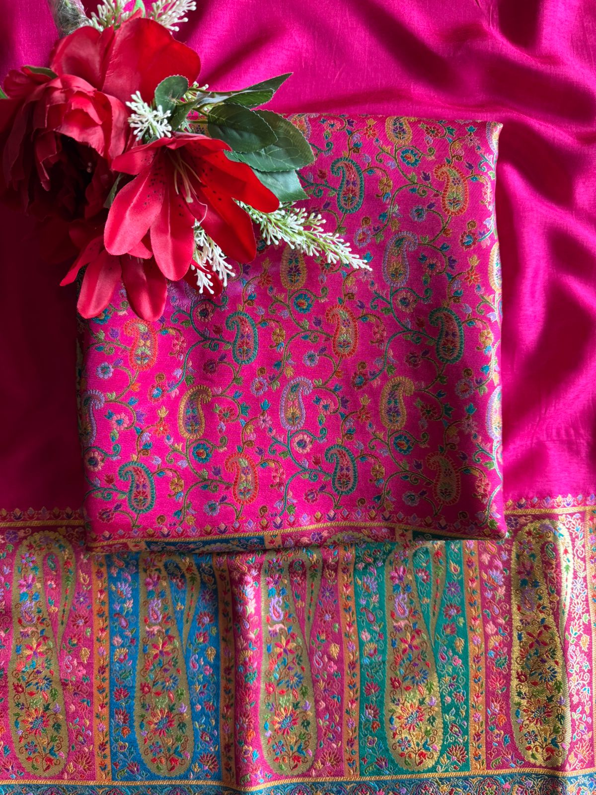 Traditional ethnic Suit