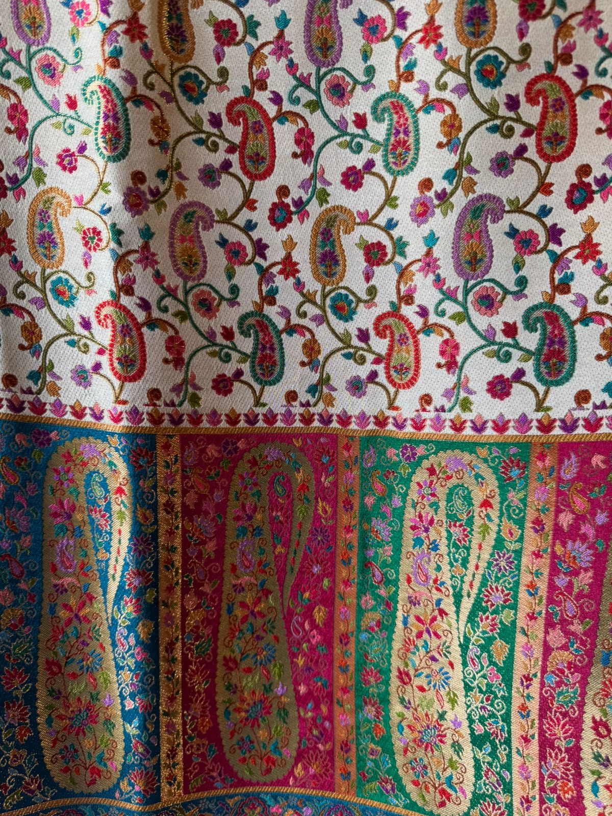 Traditional ethnic Suit