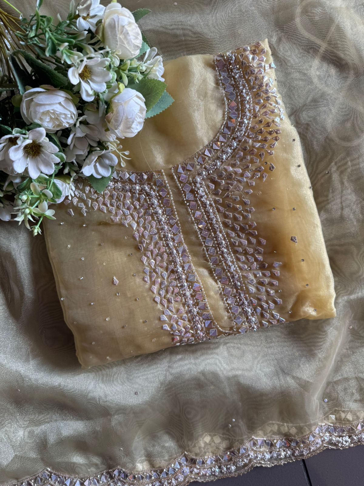 Tissue Unstitched shirt