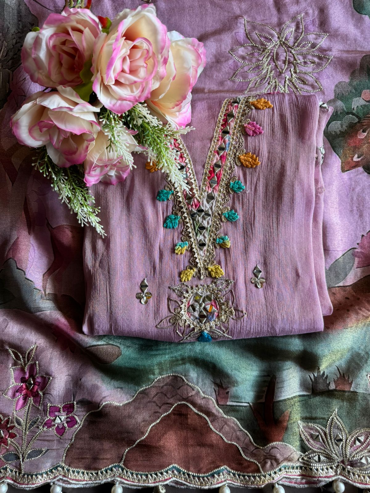 beautifully detailed ethnic suit