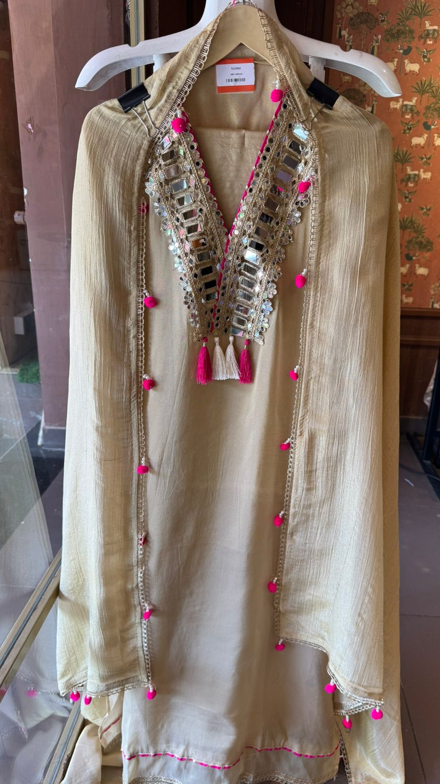 Beautiful ethnic suit set