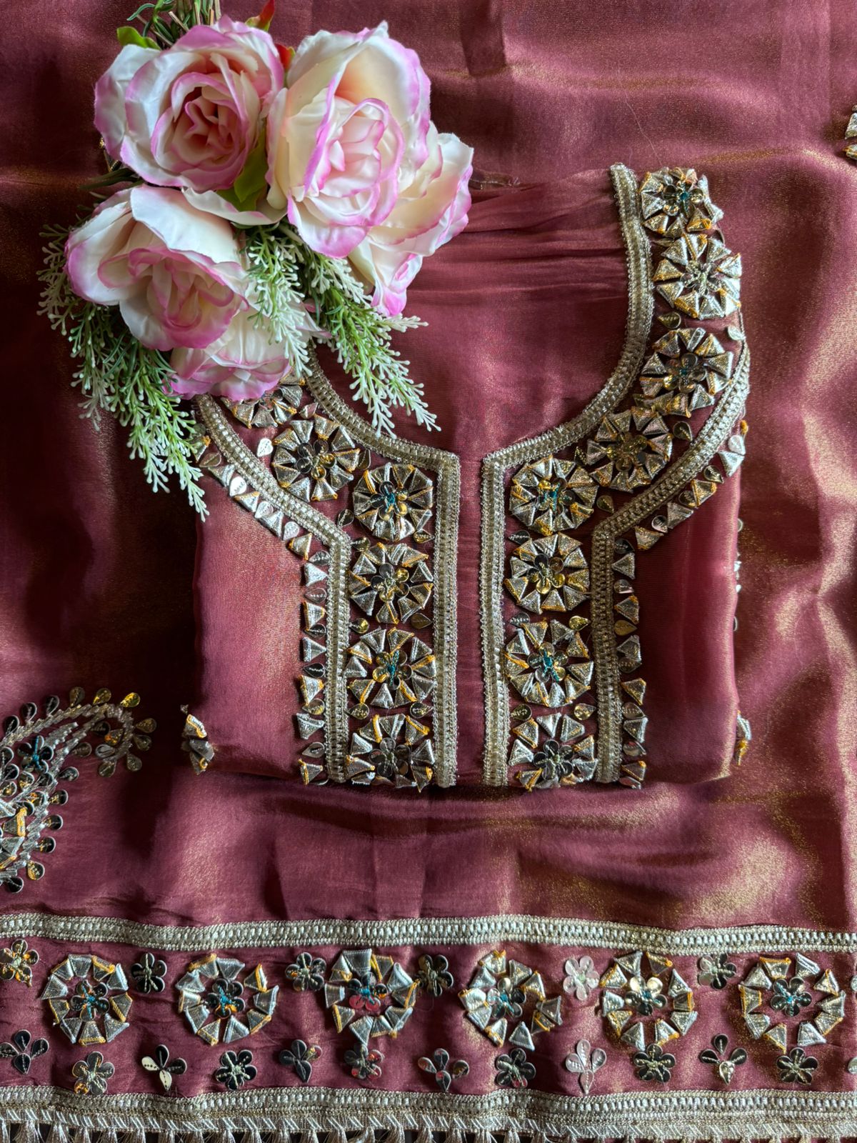 Pure shimmer tissue unstitched suit