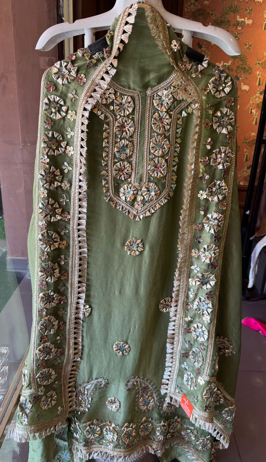 Pure shimmer tissue unstitched suit