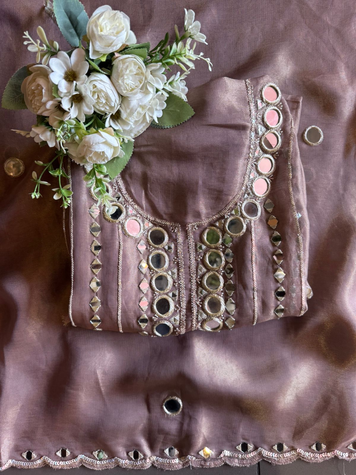 Traditional ethnic Suit