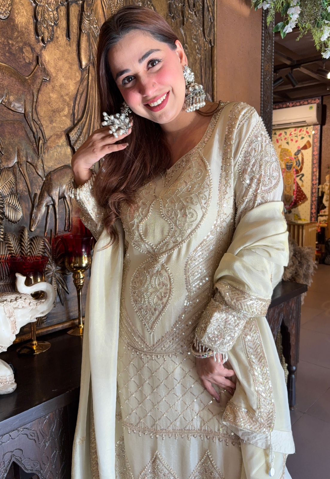 Beautiful cream-beige ethnic suit set