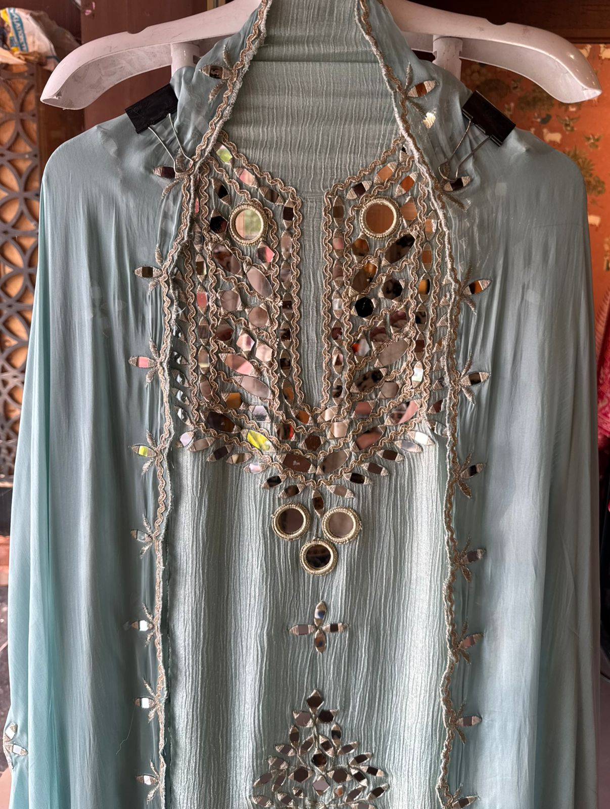 Crushed tissue shirt