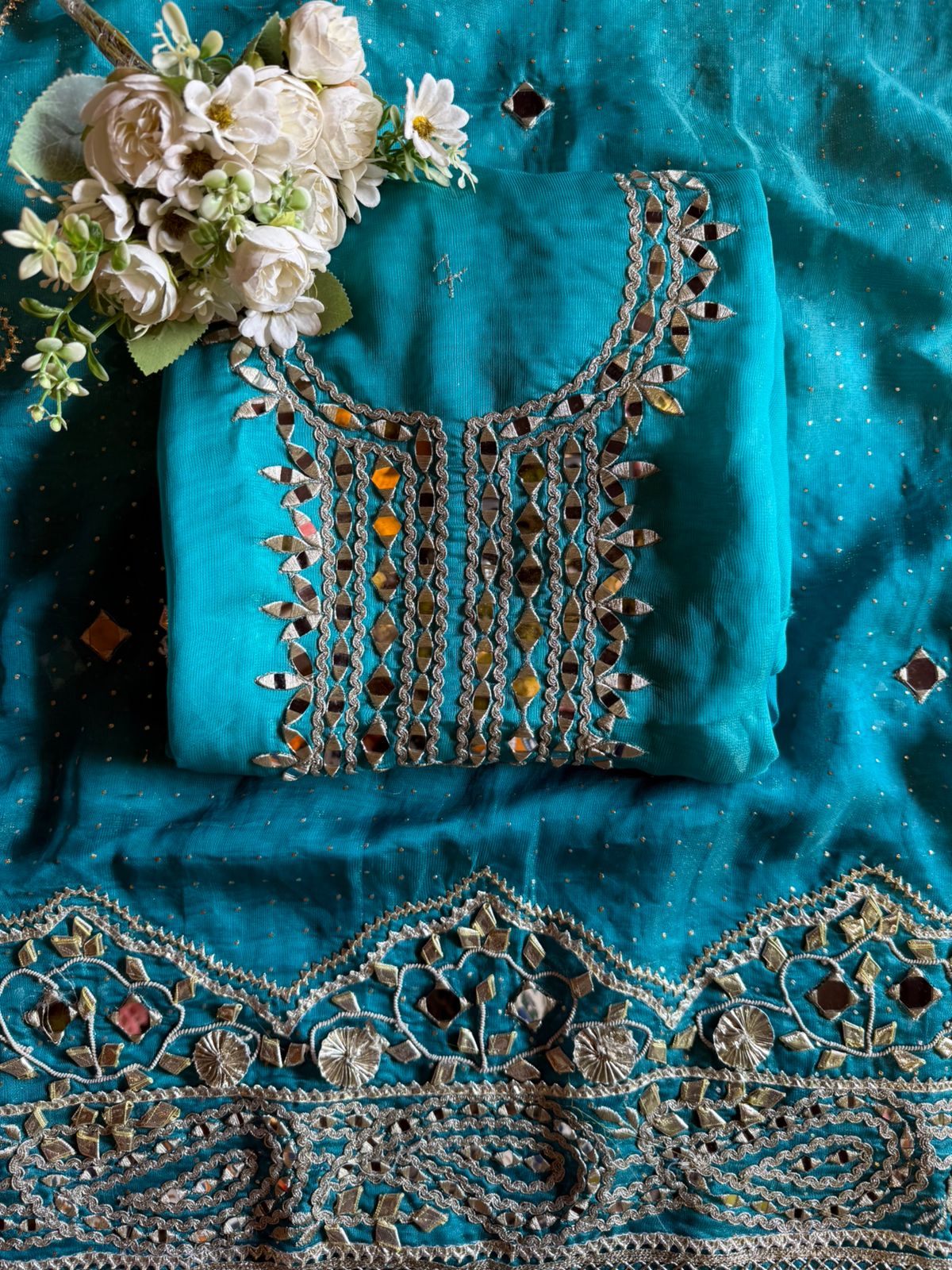 Beautiful ombré shaded unstitched Suits