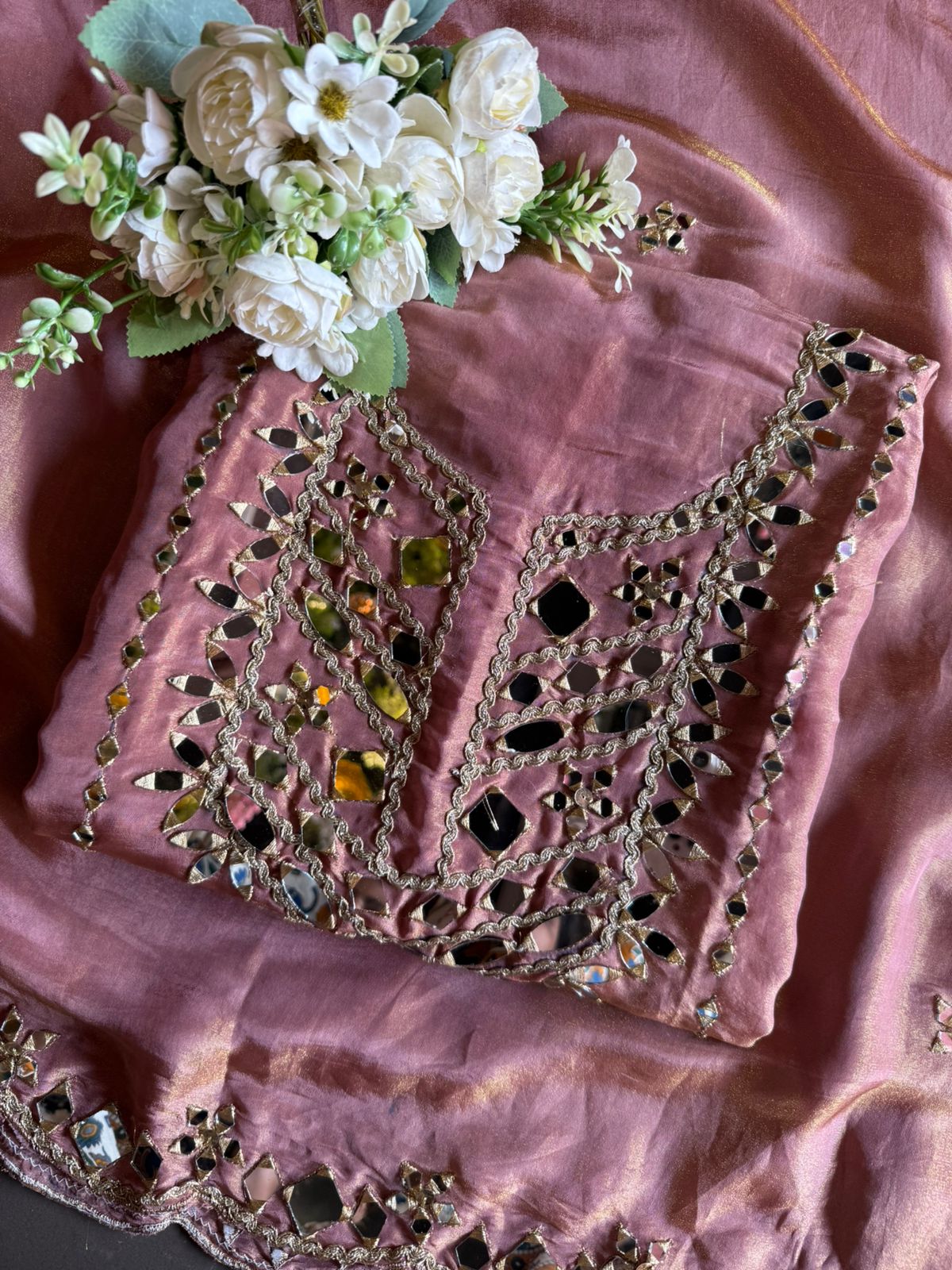 Shimmer Soft tissue shirt