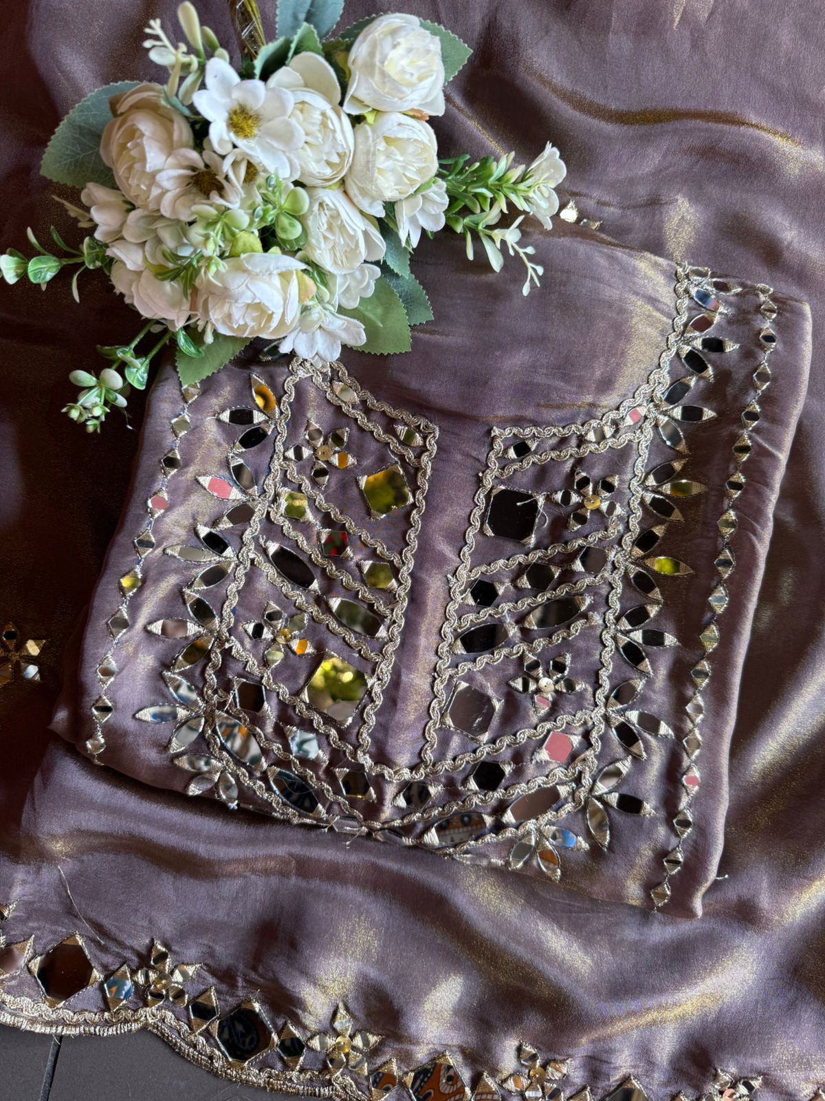 Shimmer Soft tissue shirt