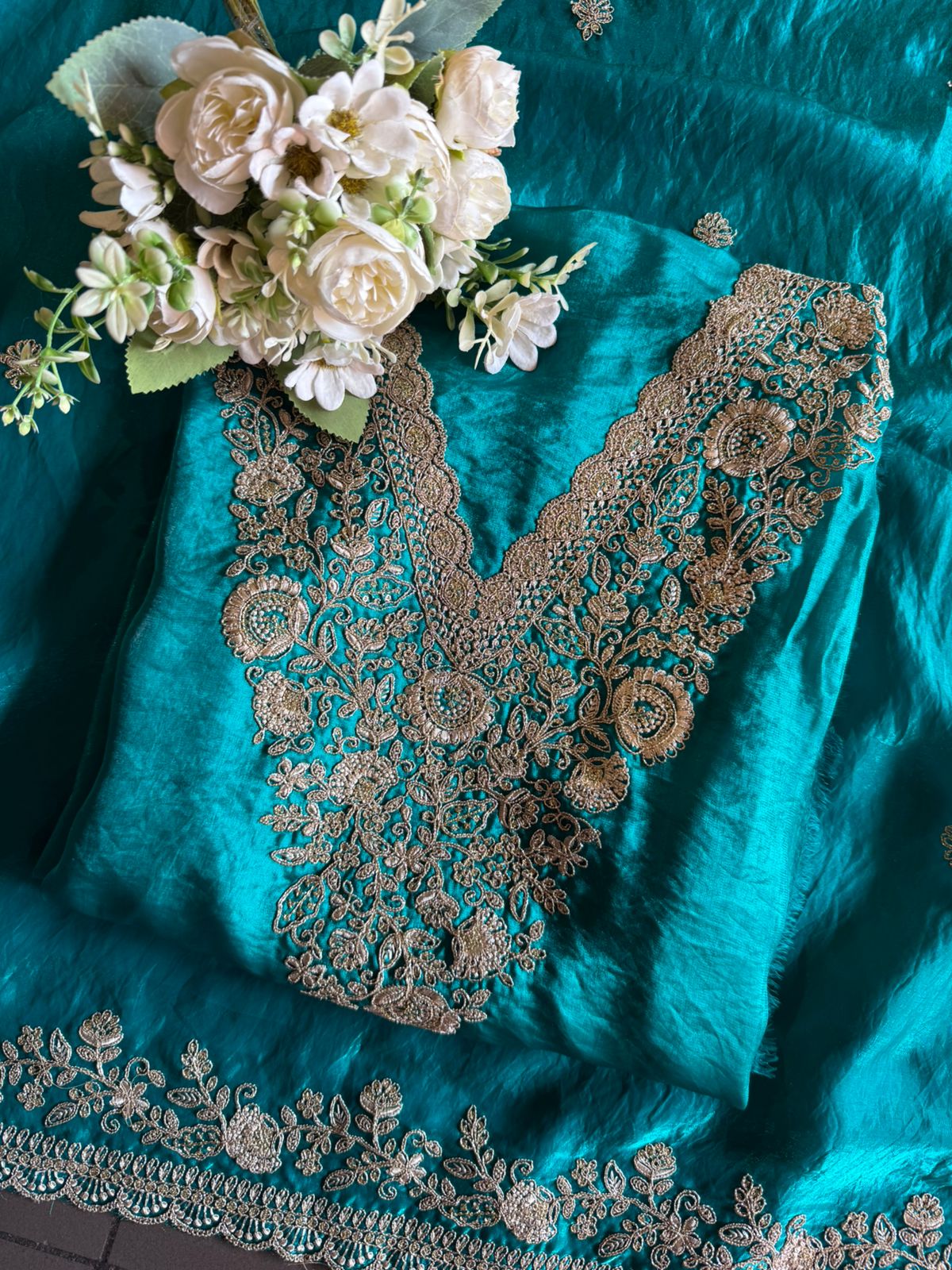 Glass Silk Unstitched Suit