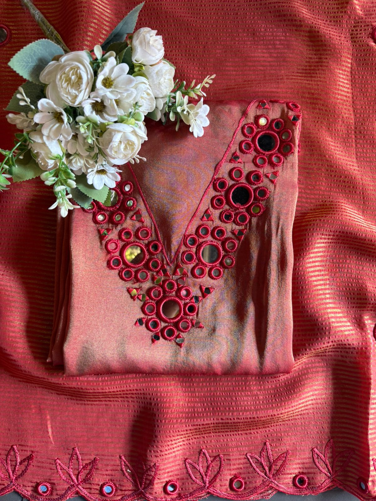 Shimmer tissue unstitched Suits