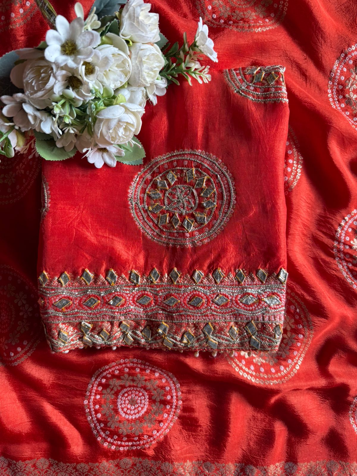 Seautiful festive ethnic suit