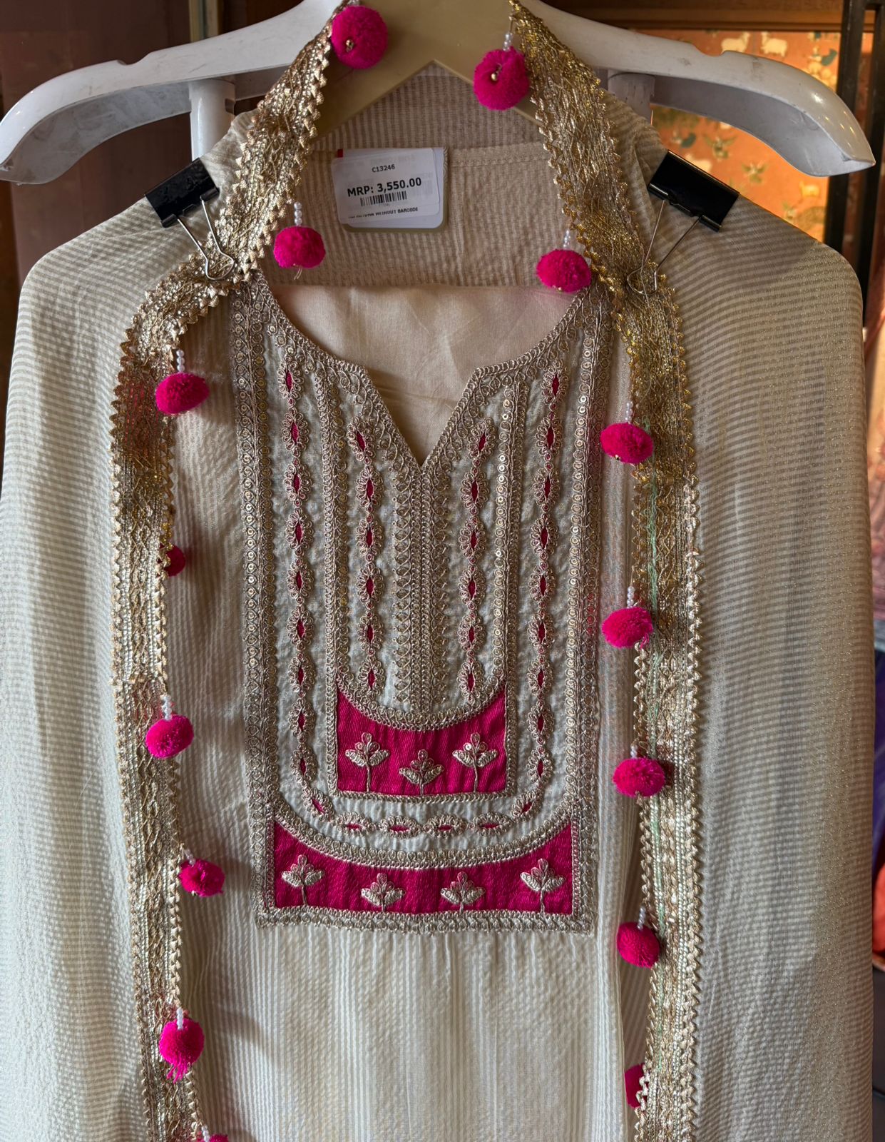 Self tissue cream-colored ethnic suit