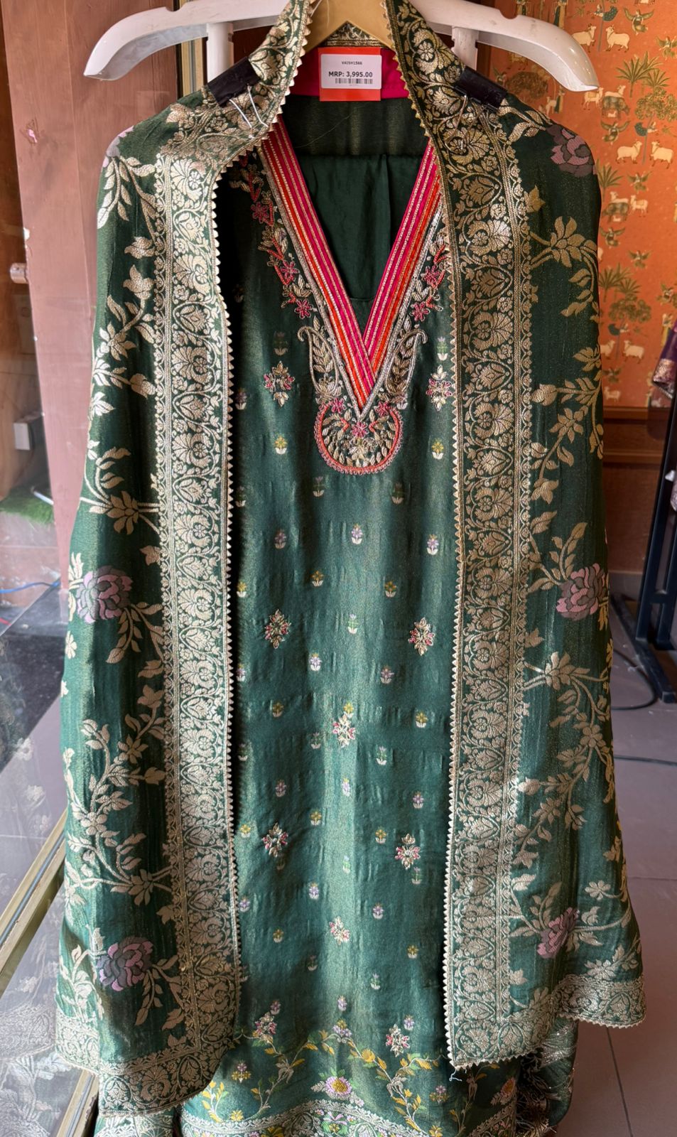 Beautiful ethnic unstitched tissue suit