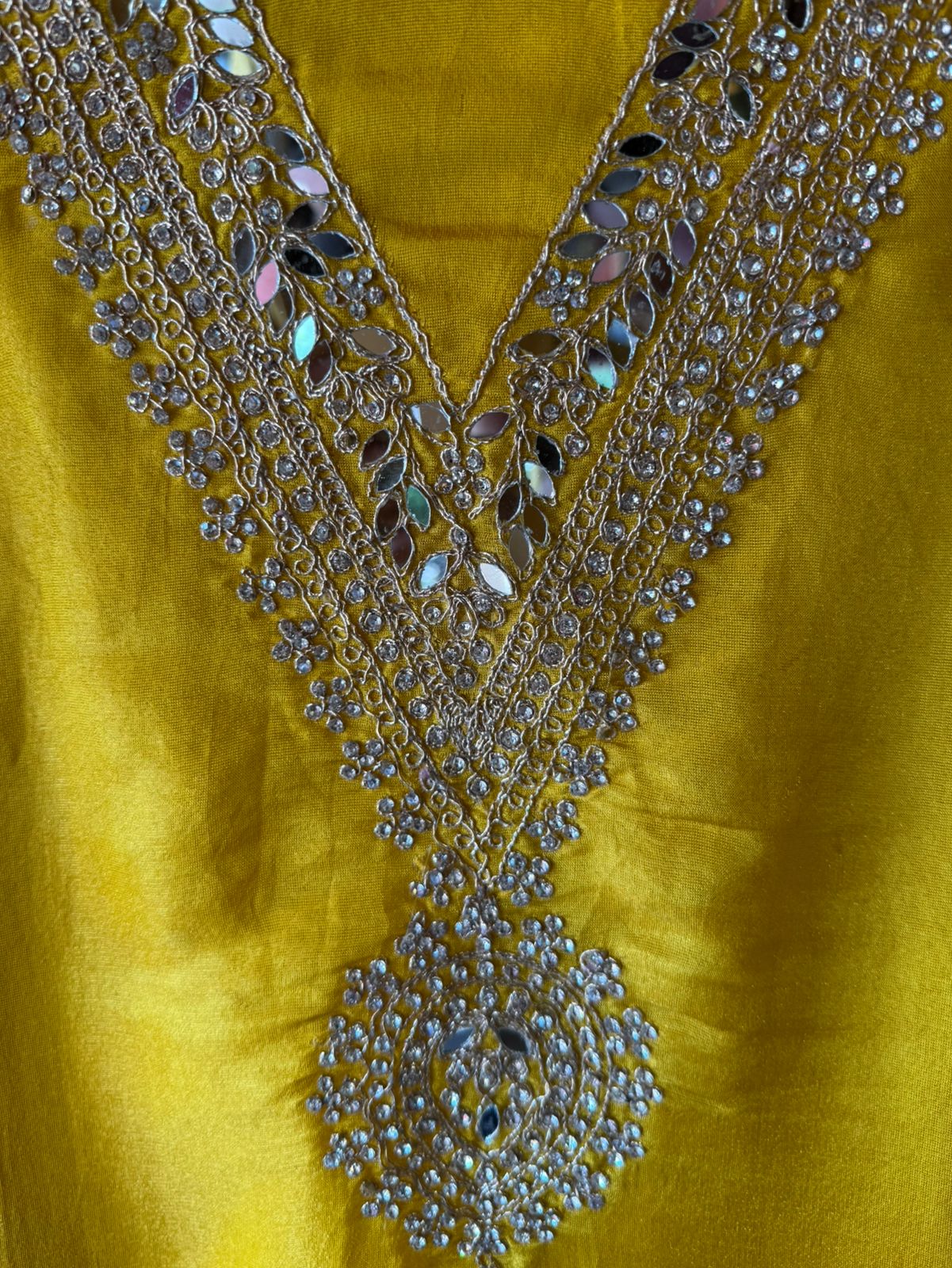 Tissue fabric with a lustrous finish