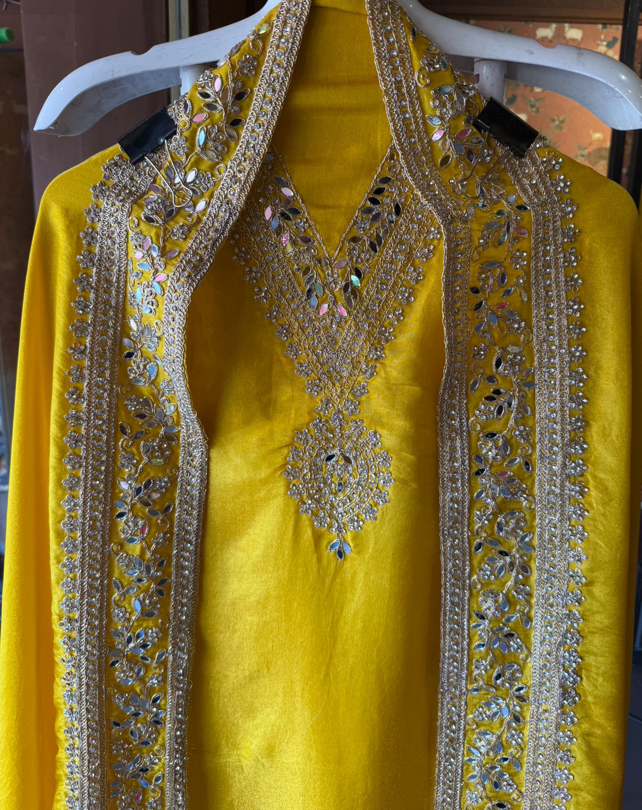 Tissue fabric with a lustrous finish