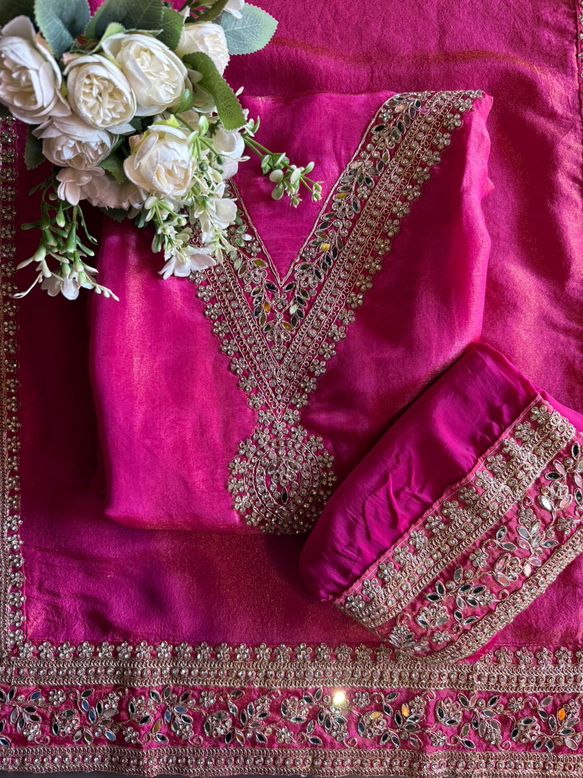 Tissue fabric with a lustrous finish