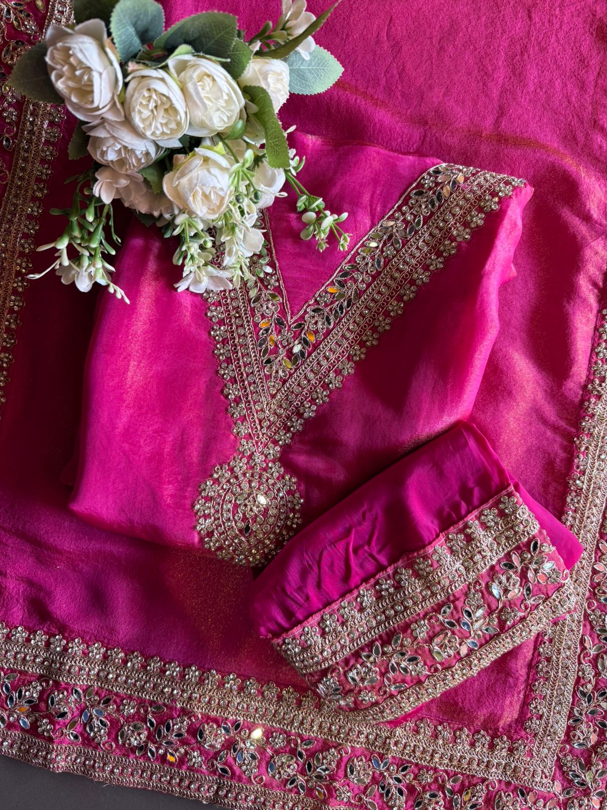 Tissue fabric with a lustrous finish