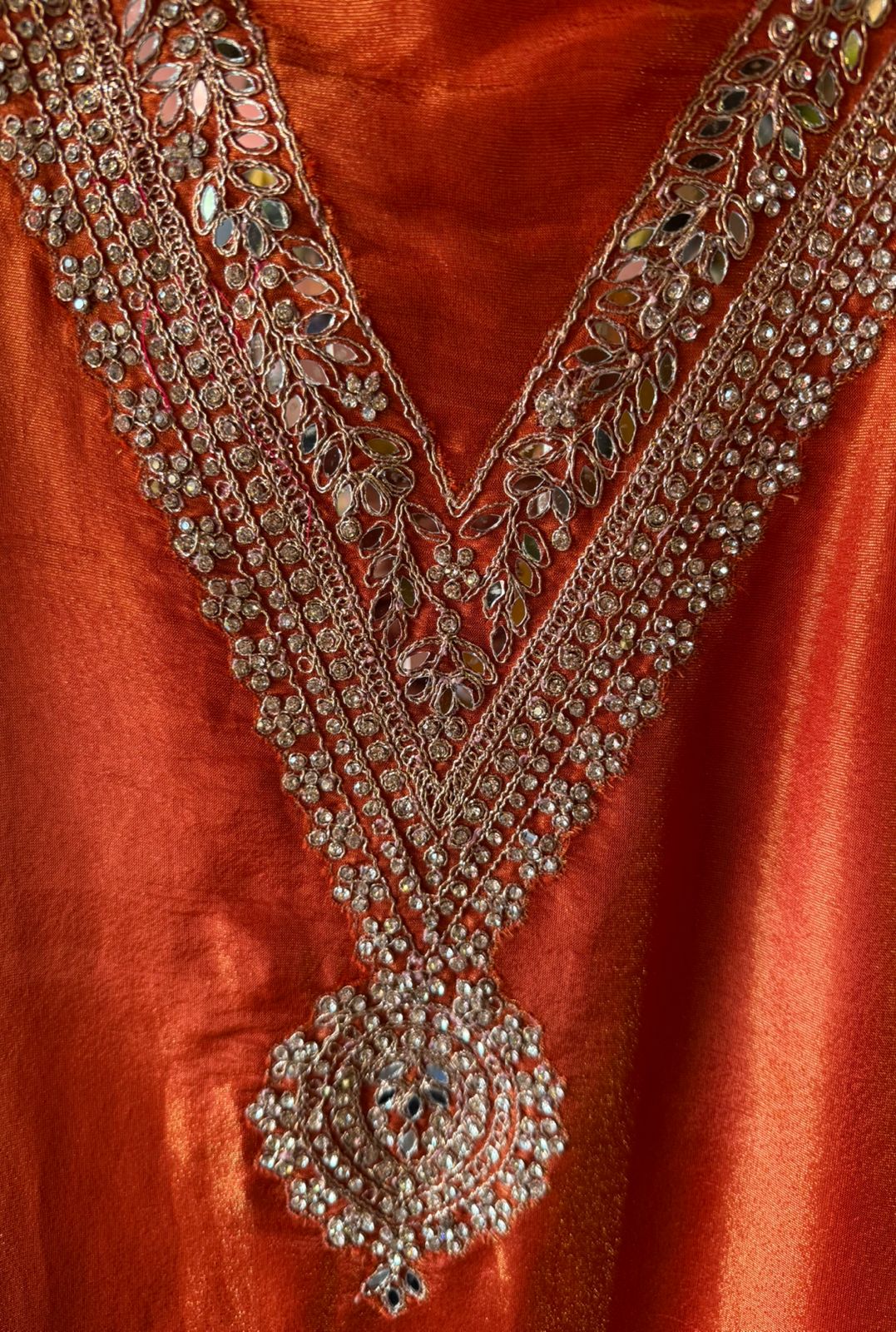 Tissue fabric with a lustrous finish