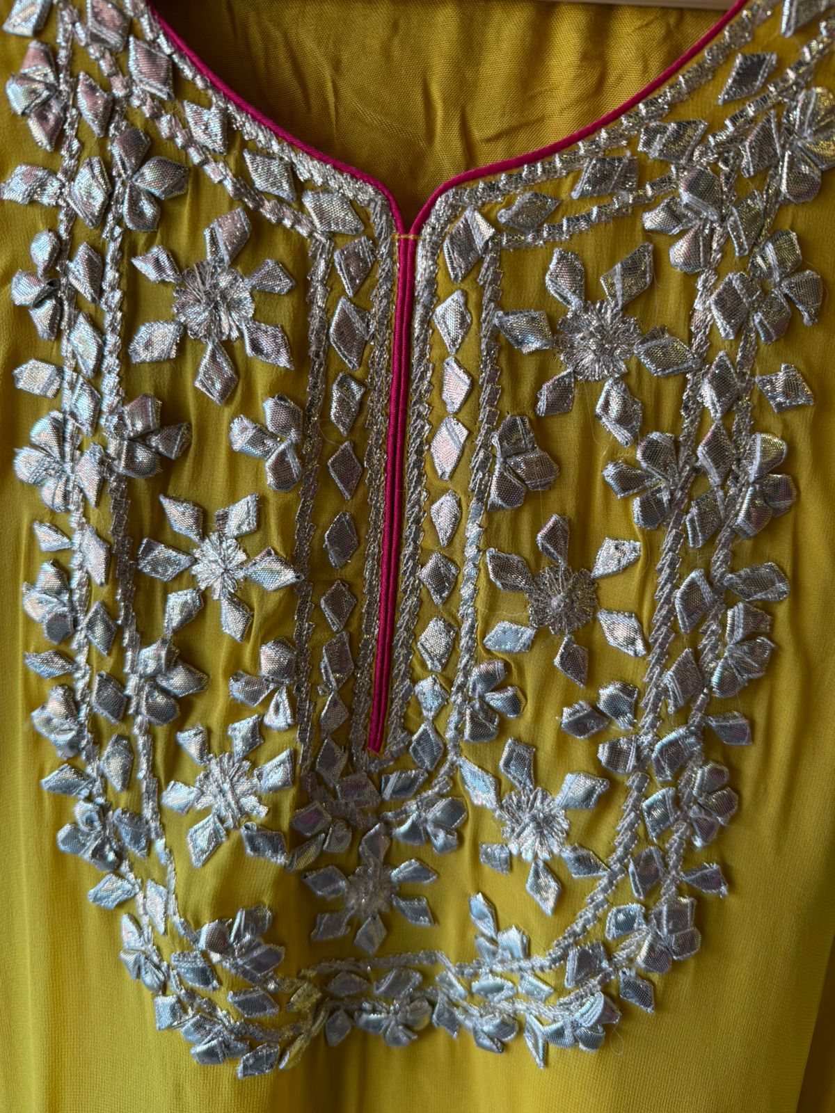 Mustard yellow Gotta-work suit