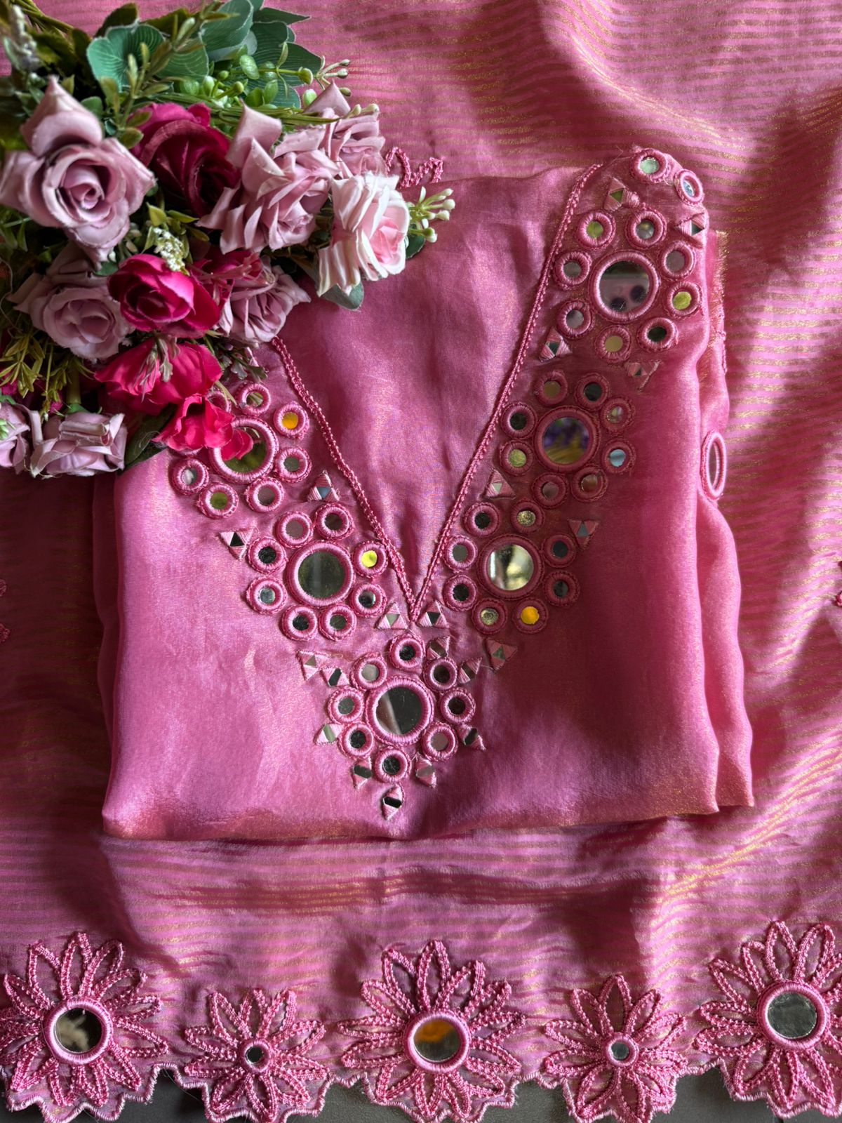 Shimmer tissue unstitched Suits