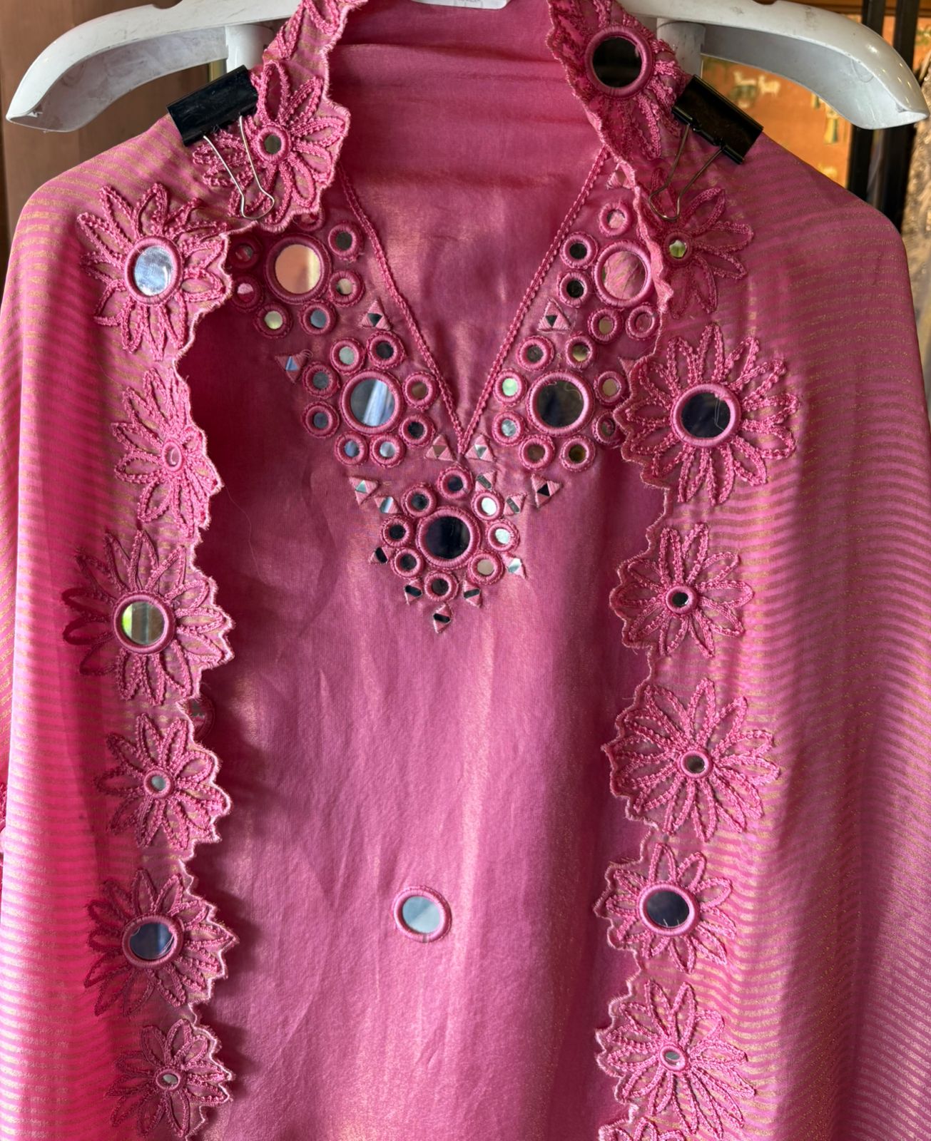 Shimmer tissue unstitched Suits