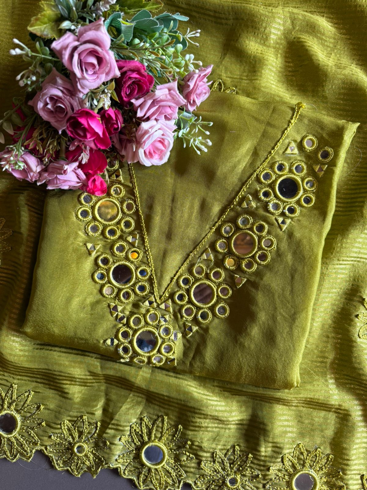 Shimmer tissue unstitched Suits